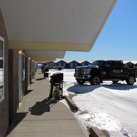 Welcome Inn Swan Hills Экстерьер фото